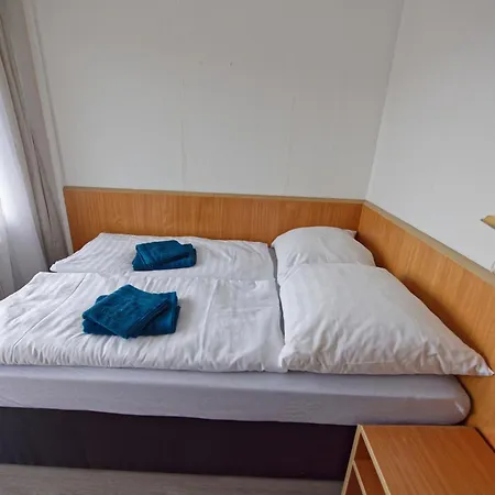 Motel Room4you - *