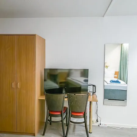 Room4you - Motel *