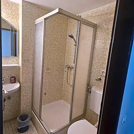 Room4you - *