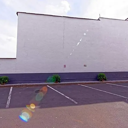 Motel Room4you - *